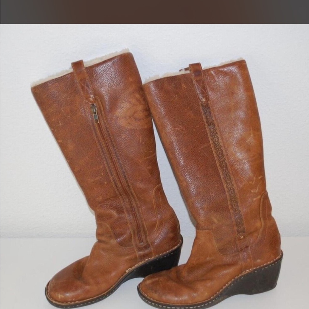 UGG Chestnut Brown Leather Hartley Wedge Boots 9